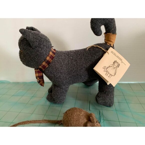 Kettle Design Charcoal Cat and Mouse Plush Set 6 inch tall with tag - Picture 3 of 8